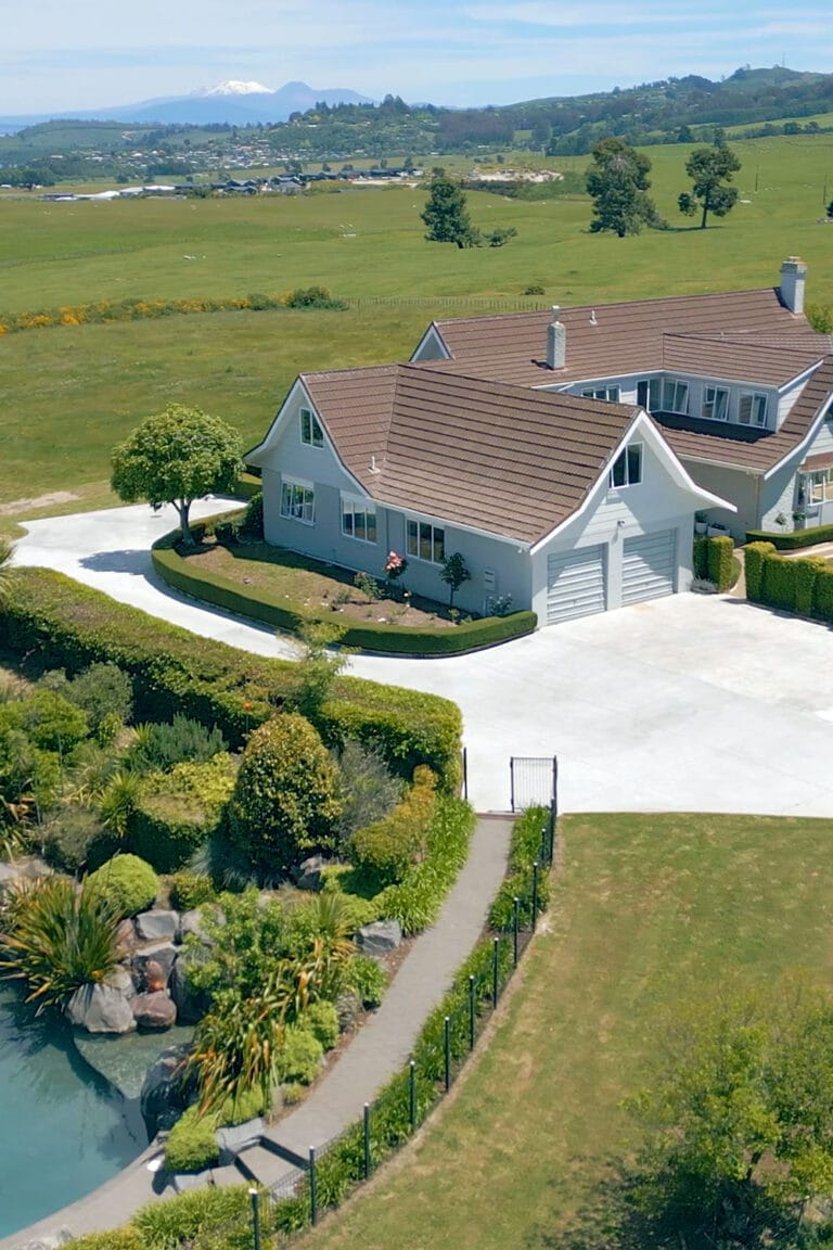 walnut-estate-mobile-banner